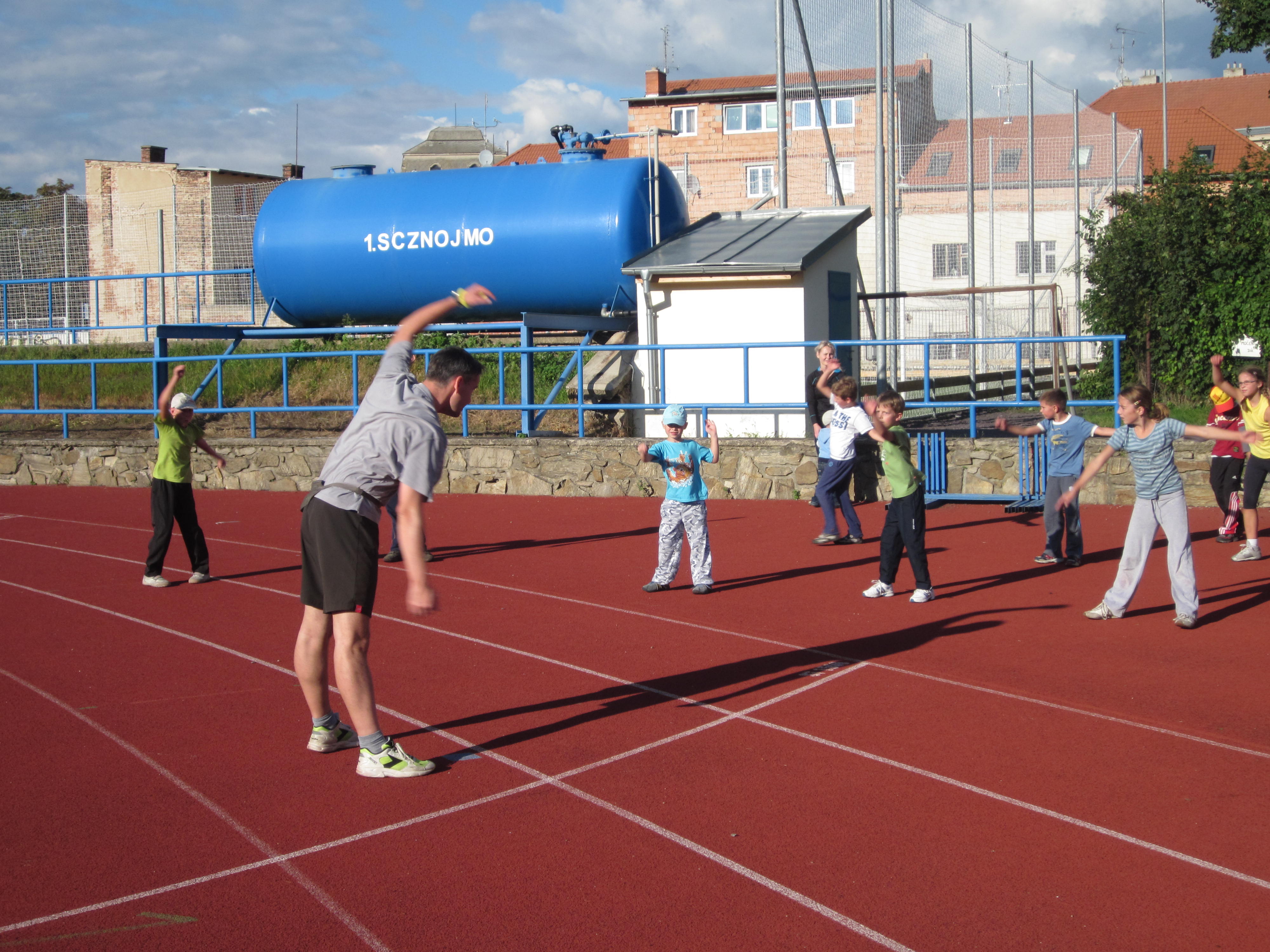 atletika-212